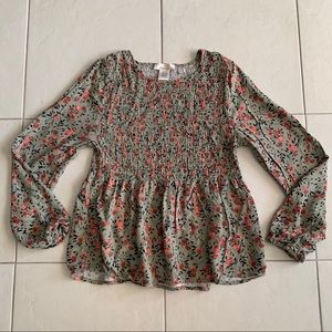 Floral flowy blouse